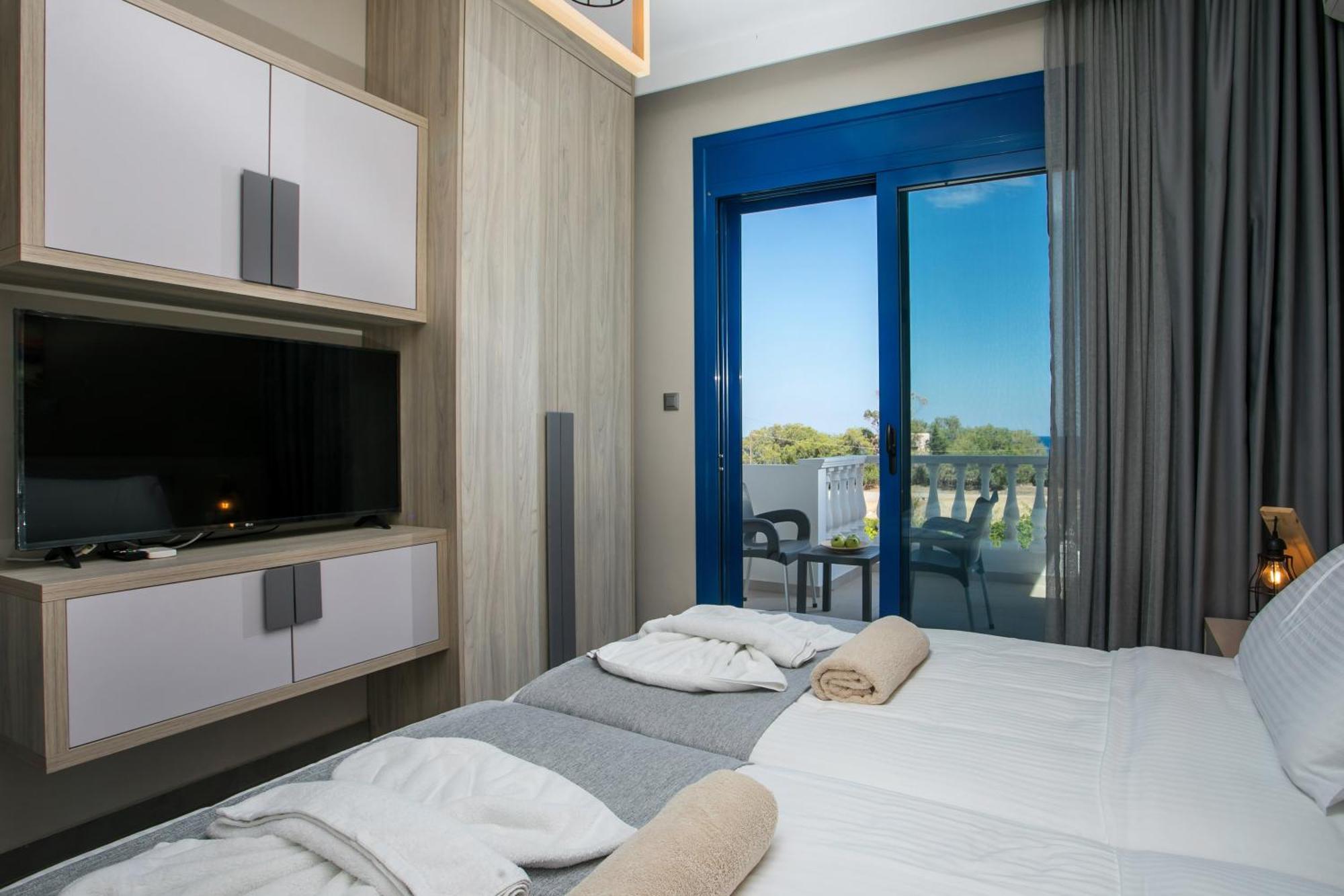 Rita Mare Seafront Villas Heated Pools Gennadi Exterior photo